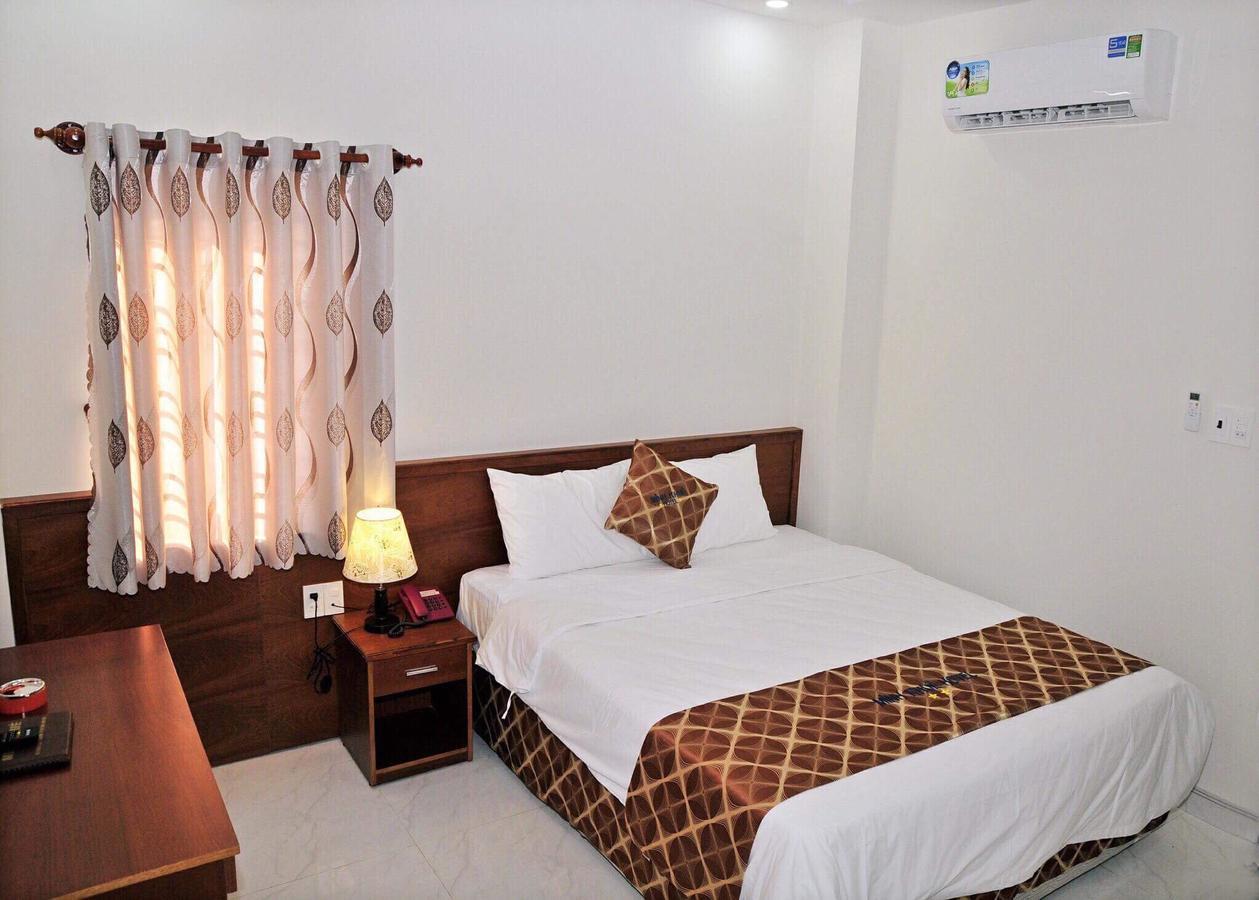 Minh Khue Hotel 퀴논 외부 사진